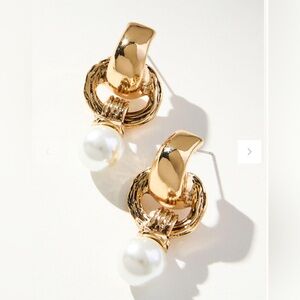 Anthropologie Door Knocker Pearl Drop Earrings